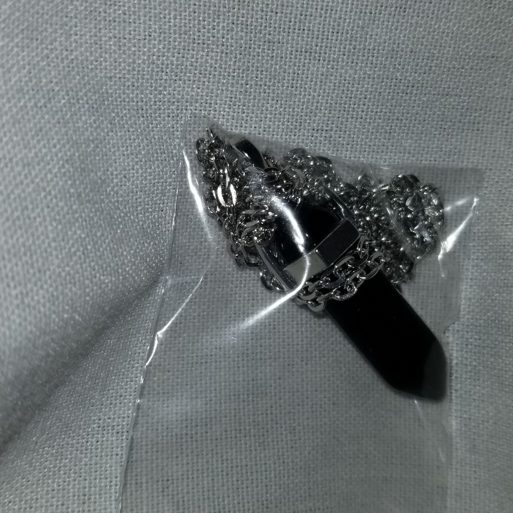 Stone Necklace With Metal Chain - Picture 12 of 13